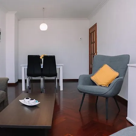 Apartamento Luminoso Y Cómodo Con Parking By *