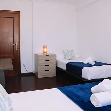 Luminoso Y Comodo Con Parking By Apartment Vigo