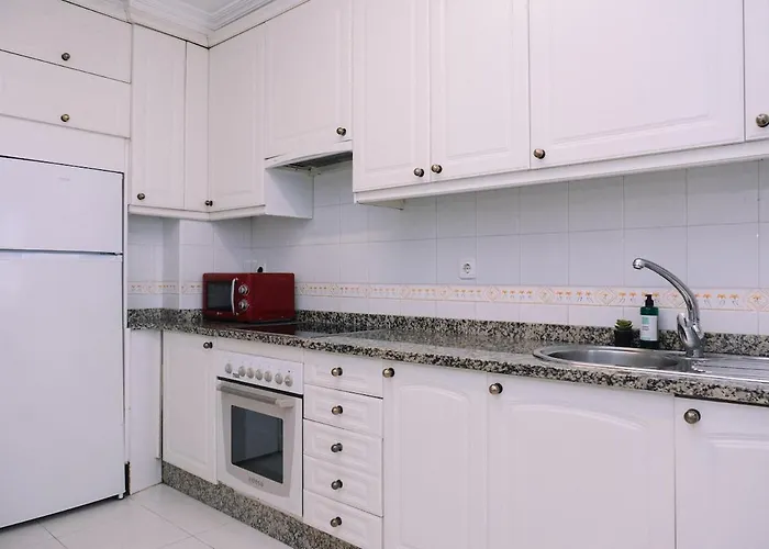 Luminoso Y Comodo Con Parking By * Vigo