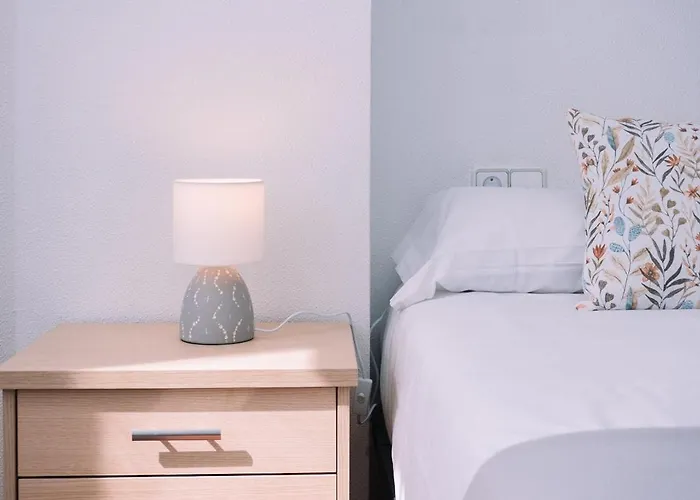 Apartmán Luminoso Y Comodo Con Parking By *