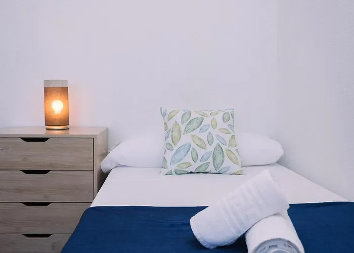 Apartmán Luminoso Y Comodo Con Parking By *