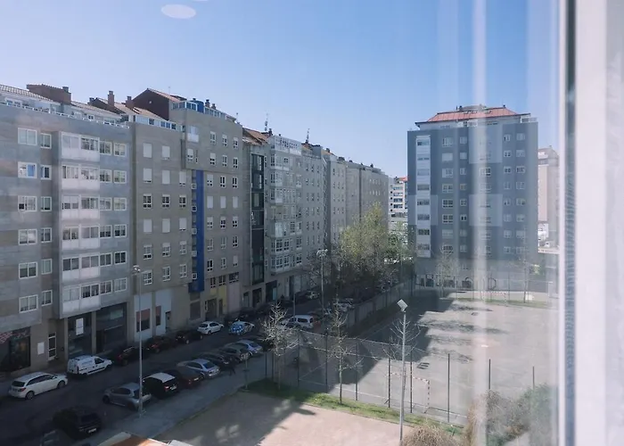 Luminoso Y Comodo Con Parking By *